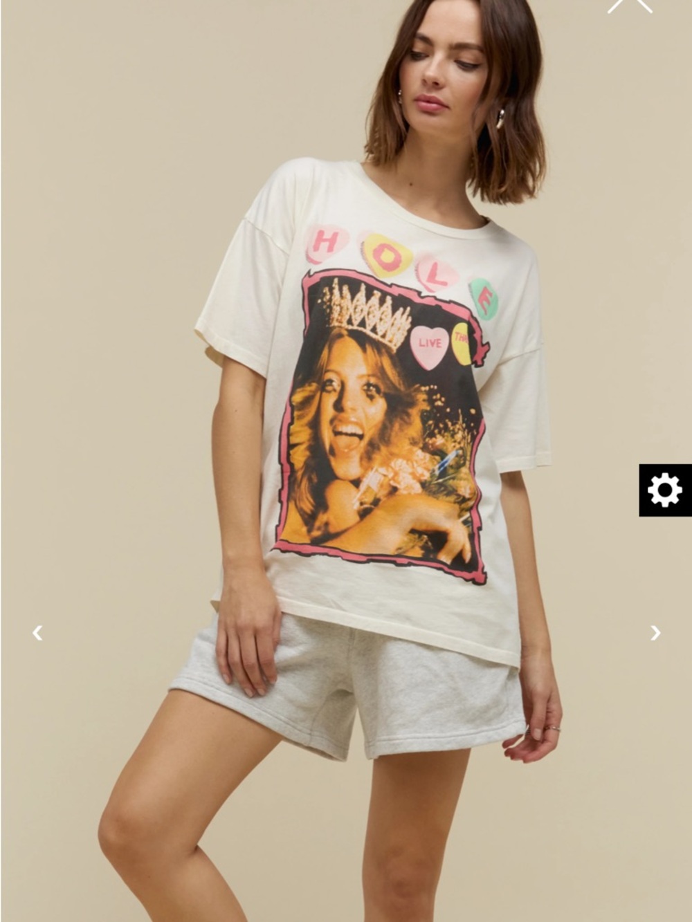 Daydreamer Hole Live through this vintage style merch band tee